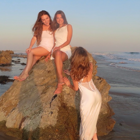 Designer Backless Halter Graduation Dress - Picture 4 of 9